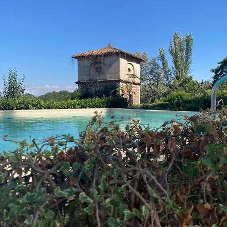 Villa Antica Con Giardino