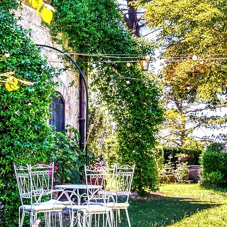 Villa Antica Con Giardino Bomarzo