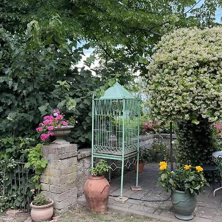 Antica Con Giardino *